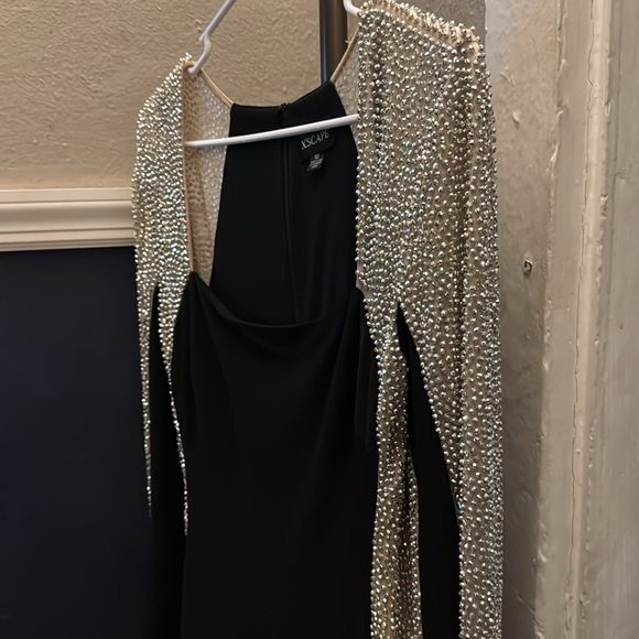 XSCAPE Embellished Colorblock Gown-size 12 - Picture 4 of 10